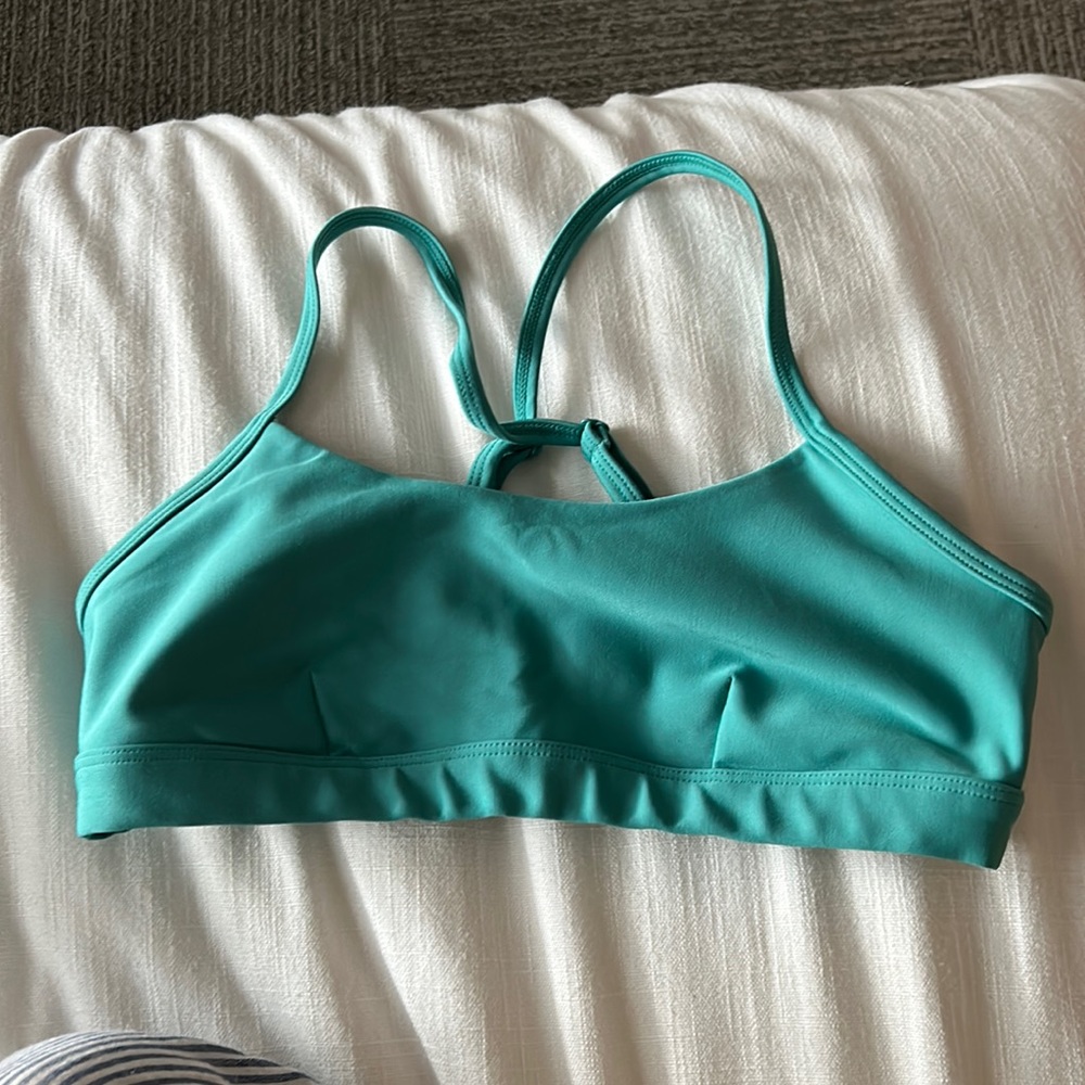 Alo sports bra